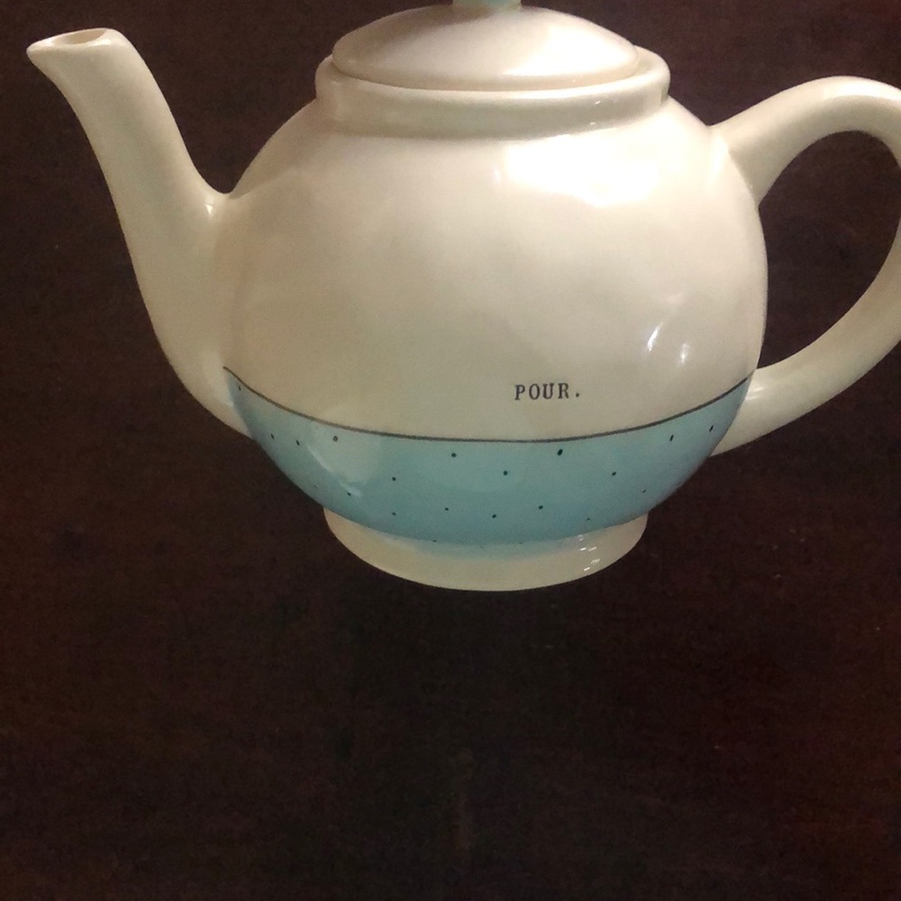 Rae Dunn “Pour”